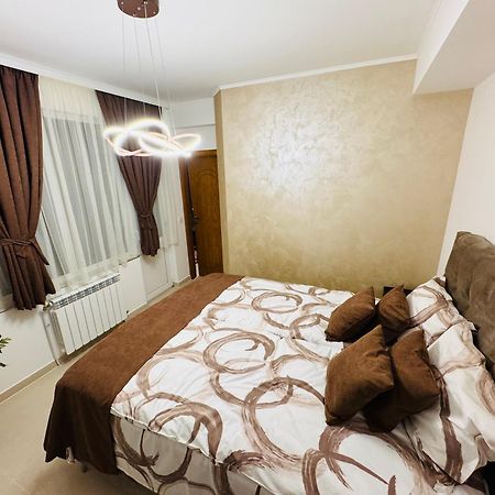 Къща За Гости Аси Dospat Exterior foto